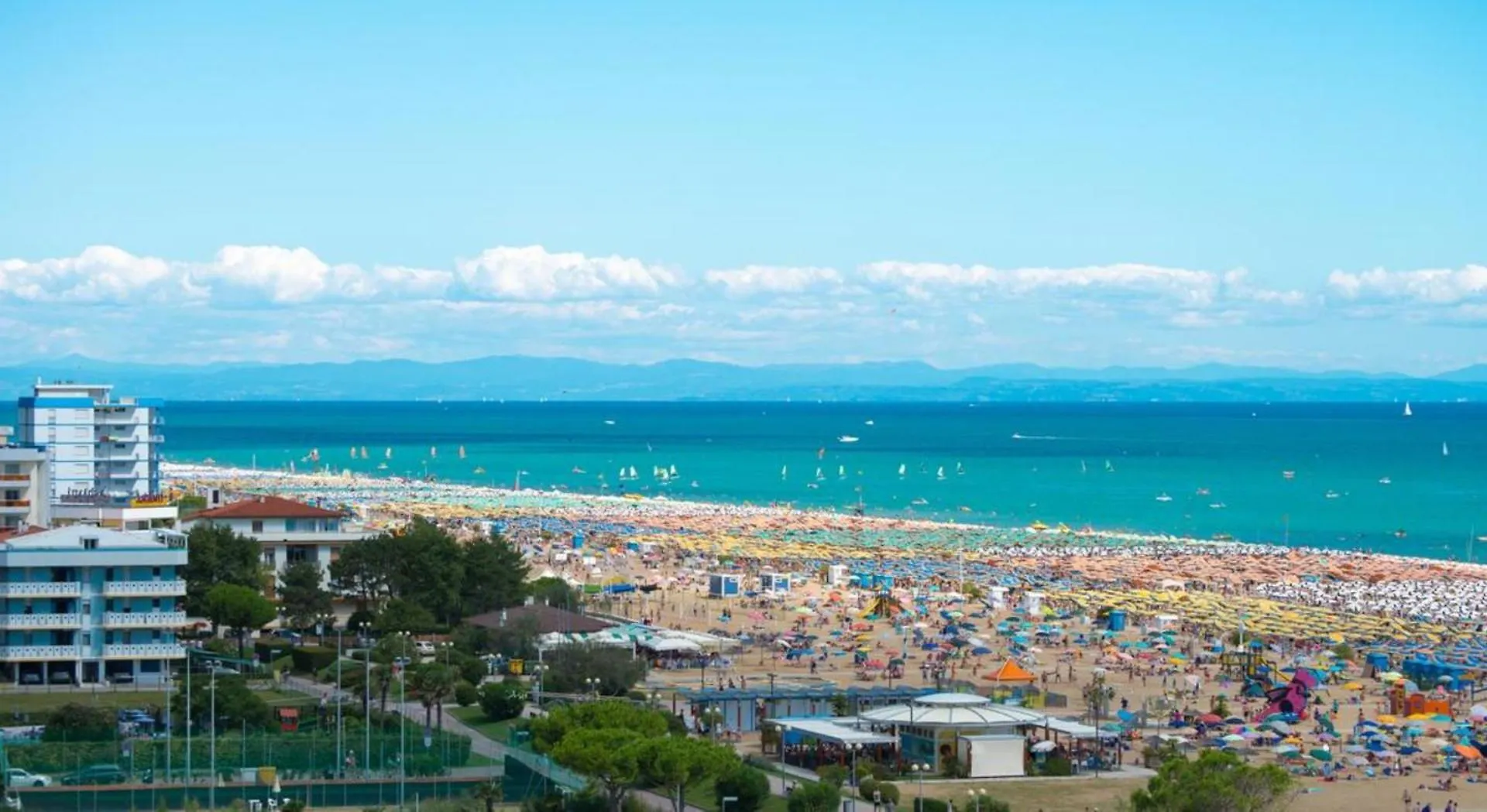 Serene Holiday Escape - Beahost Bibione Italy
